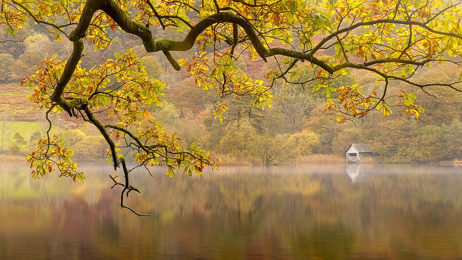 RYDAL WATER REFLECTION